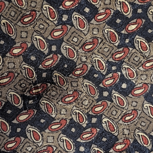 CHRISTIAN DIOR TIE - Picture 10 of 10